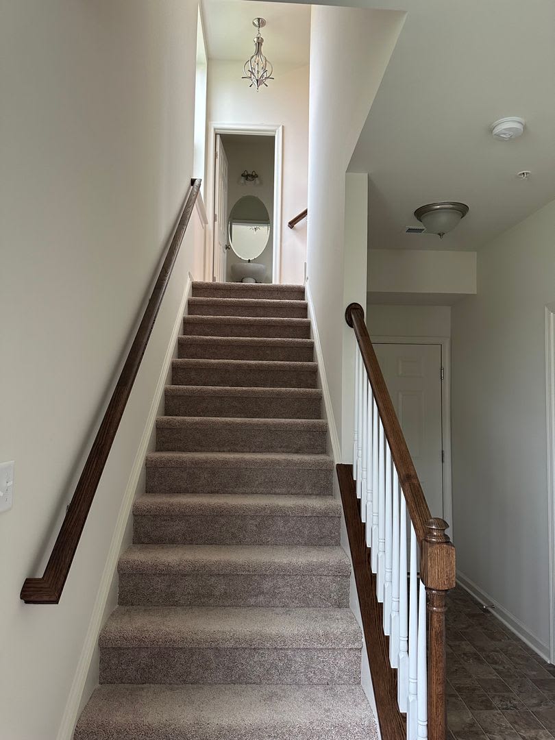 Coming Soon End Unit Townhome In Darley Green – photo 5