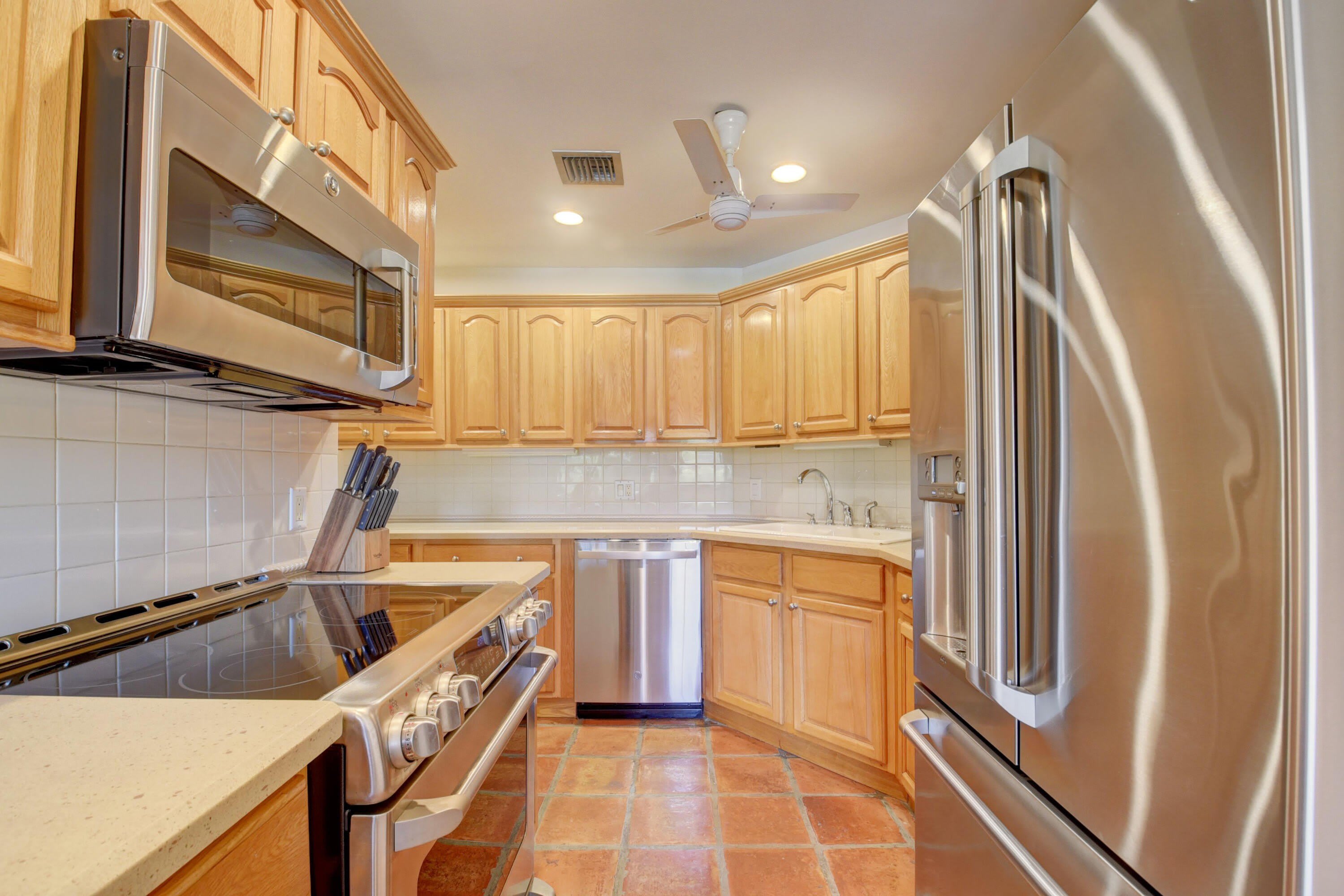 4666 S Fountains Drive S – photo 4