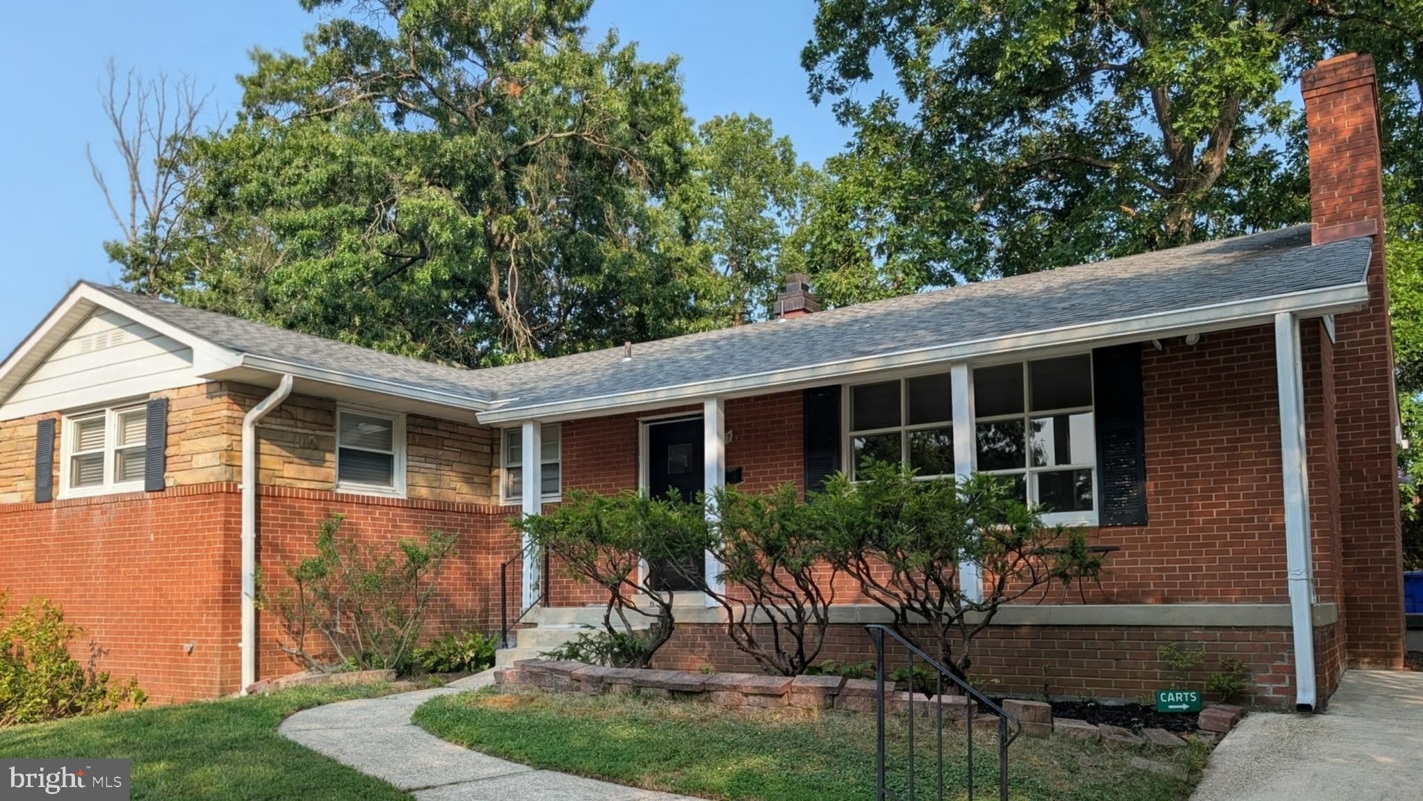 9017 SAINT ANDREWS Place – photo 2