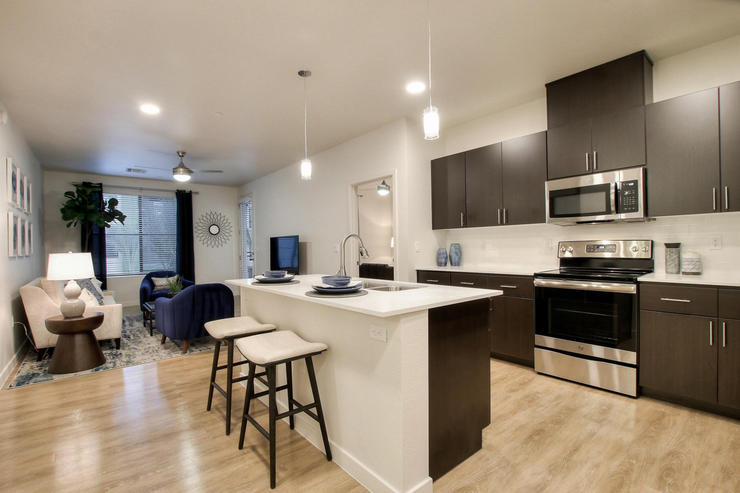 View 32 Apartments – photo 1