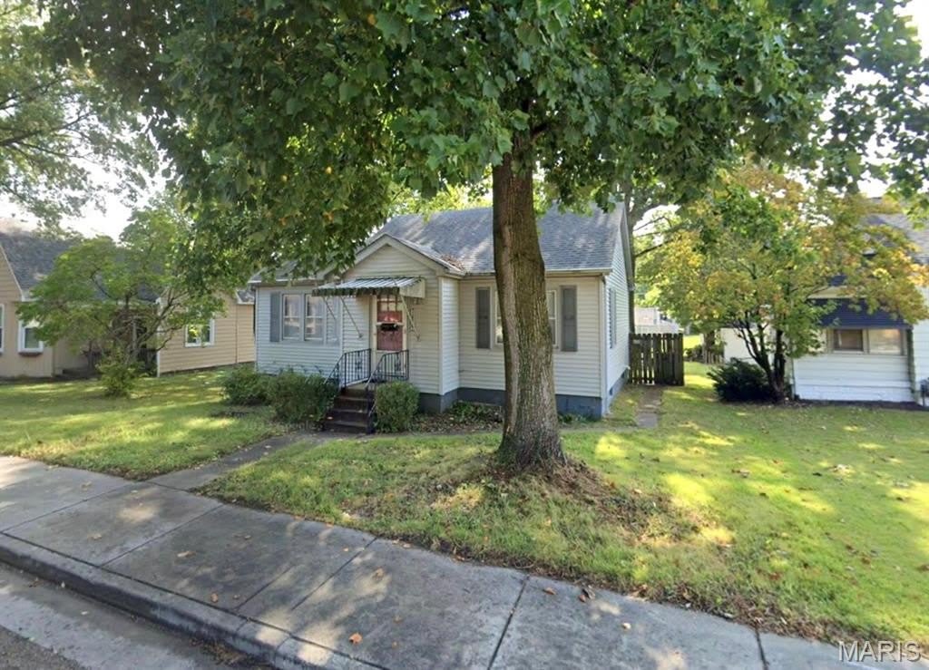 1410 LEBANON Avenue – photo 1