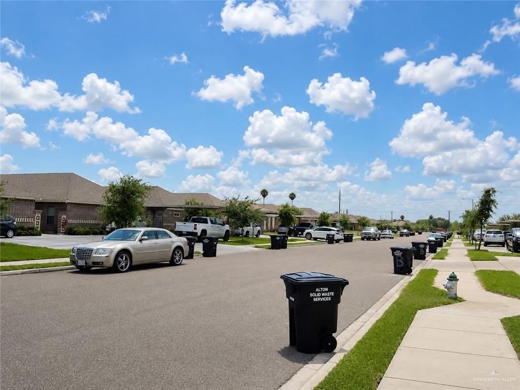 2707 E Garfield Avenue – photo 5