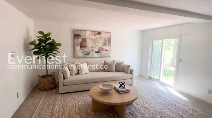 1311 East 123rd Terrace – photo 2