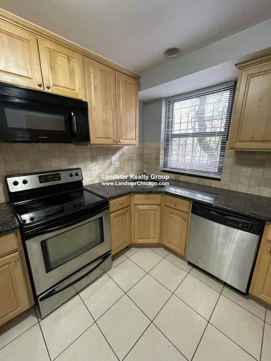7328 North Ridge Blvd. – photo 2
