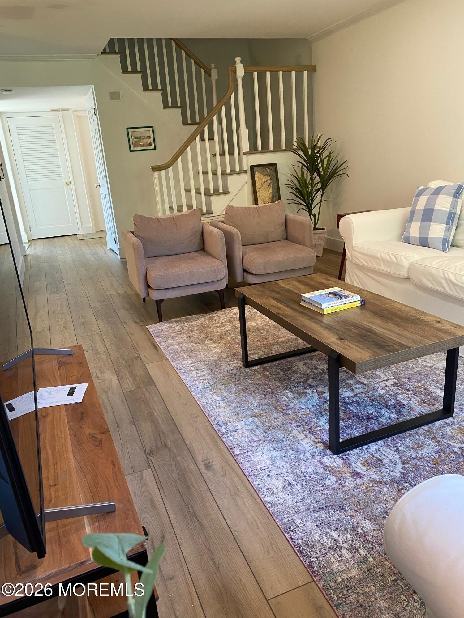 63 Apple Drive – photo 4