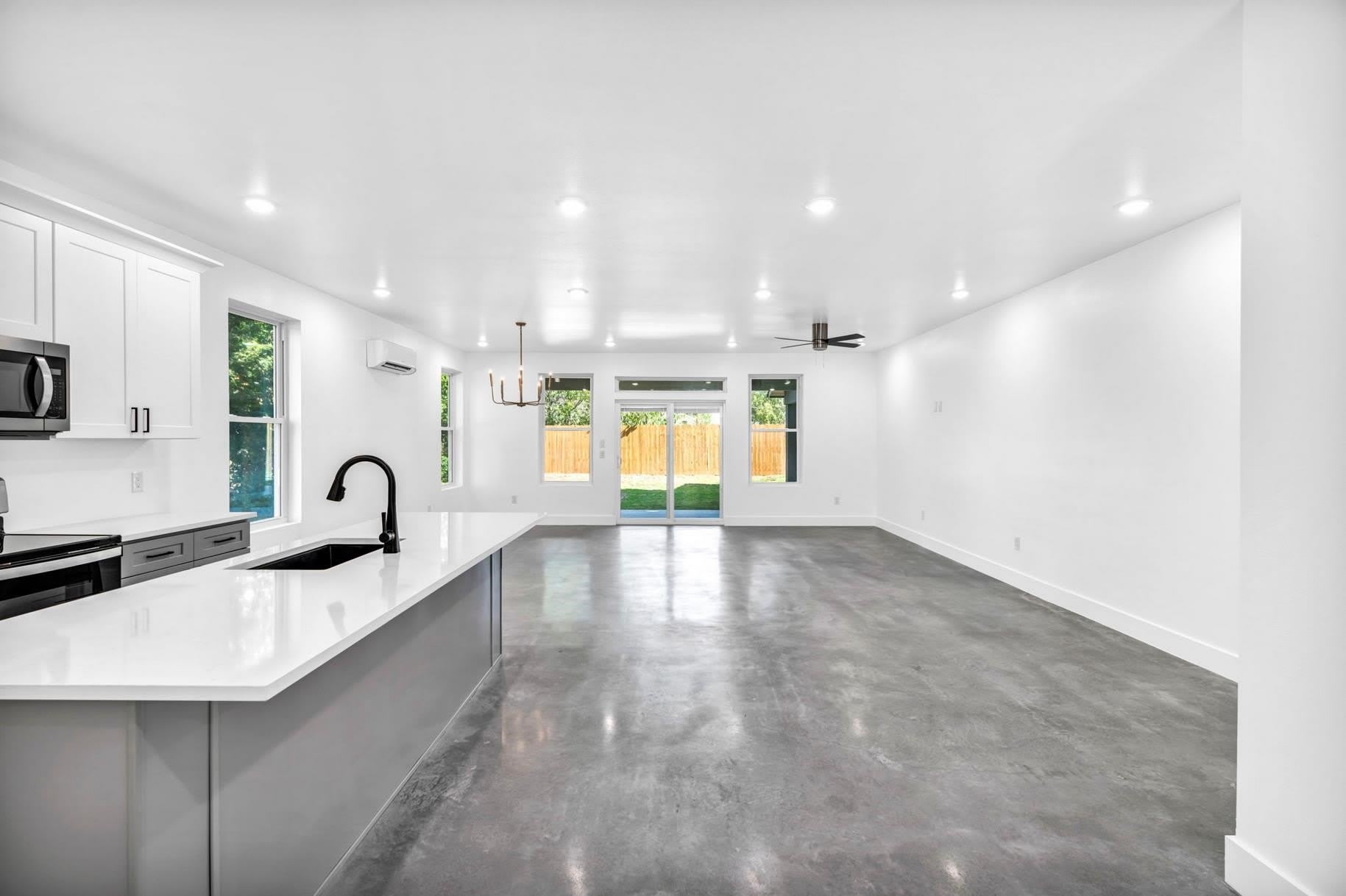 1006 E Marble Street – photo 4