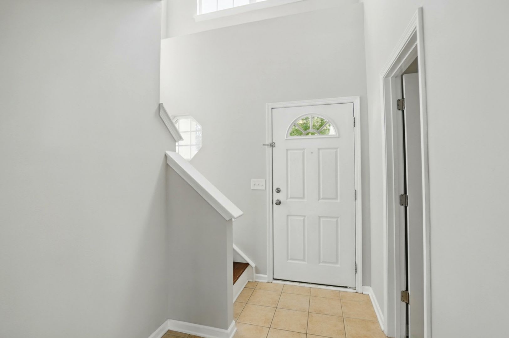 2 Bedroom Townhome in Pineville! – photo 4