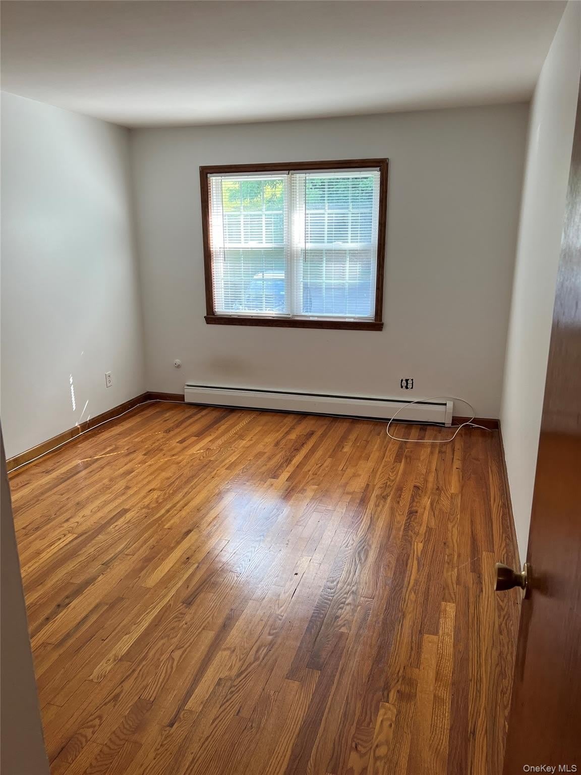 6 Colonial Road – photo 5