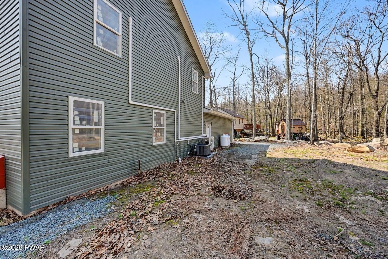 78 E Shore – photo 5