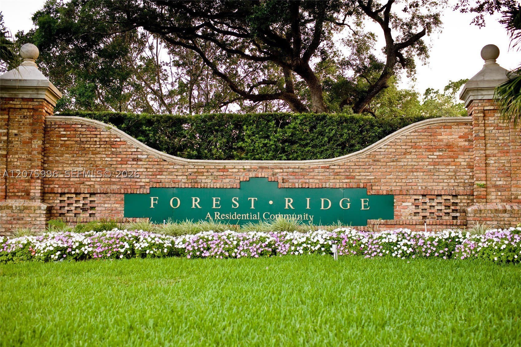 9317 Arborwood Cir – photo 1