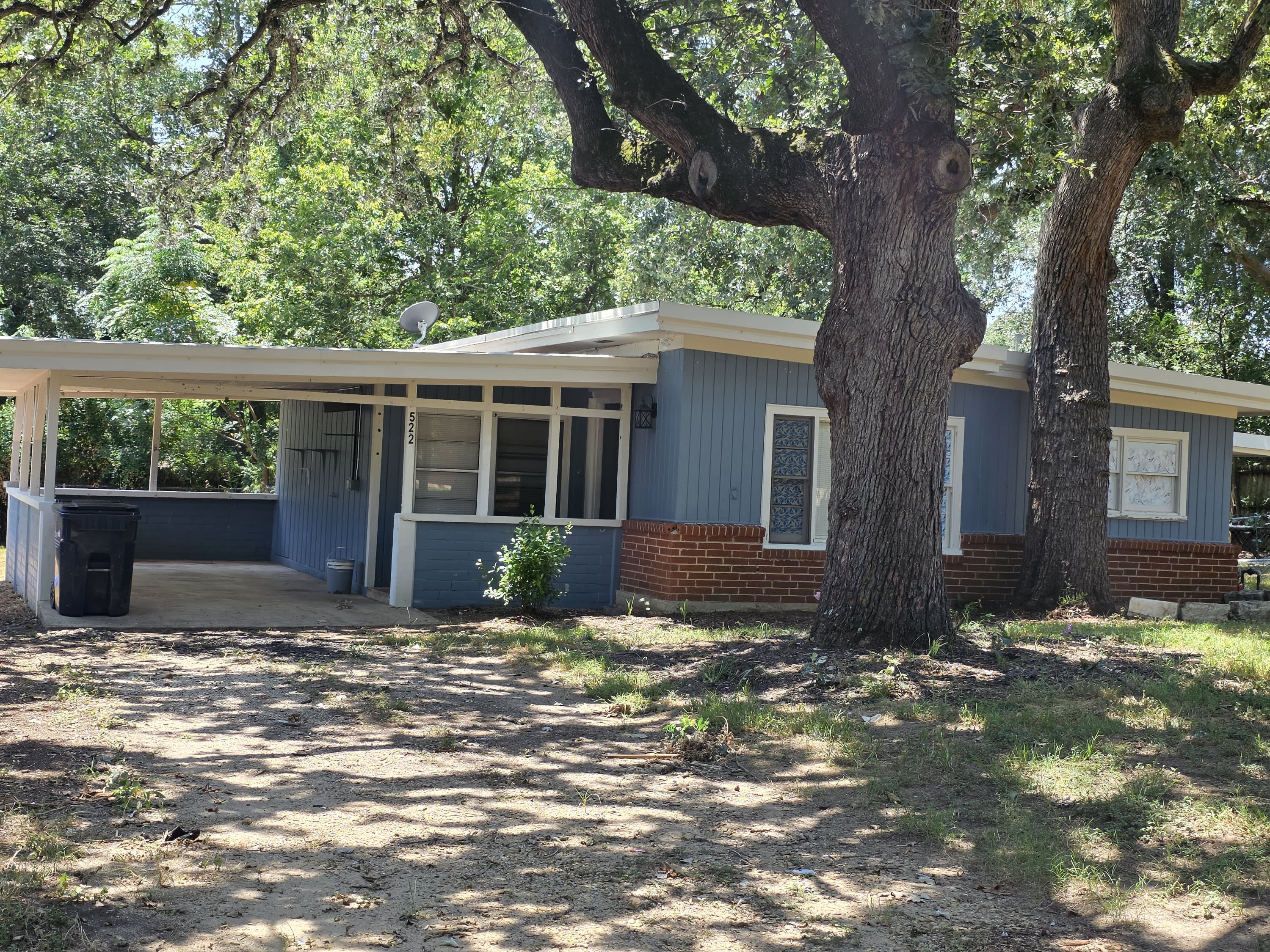 522 East Davilla Avenue – photo 2