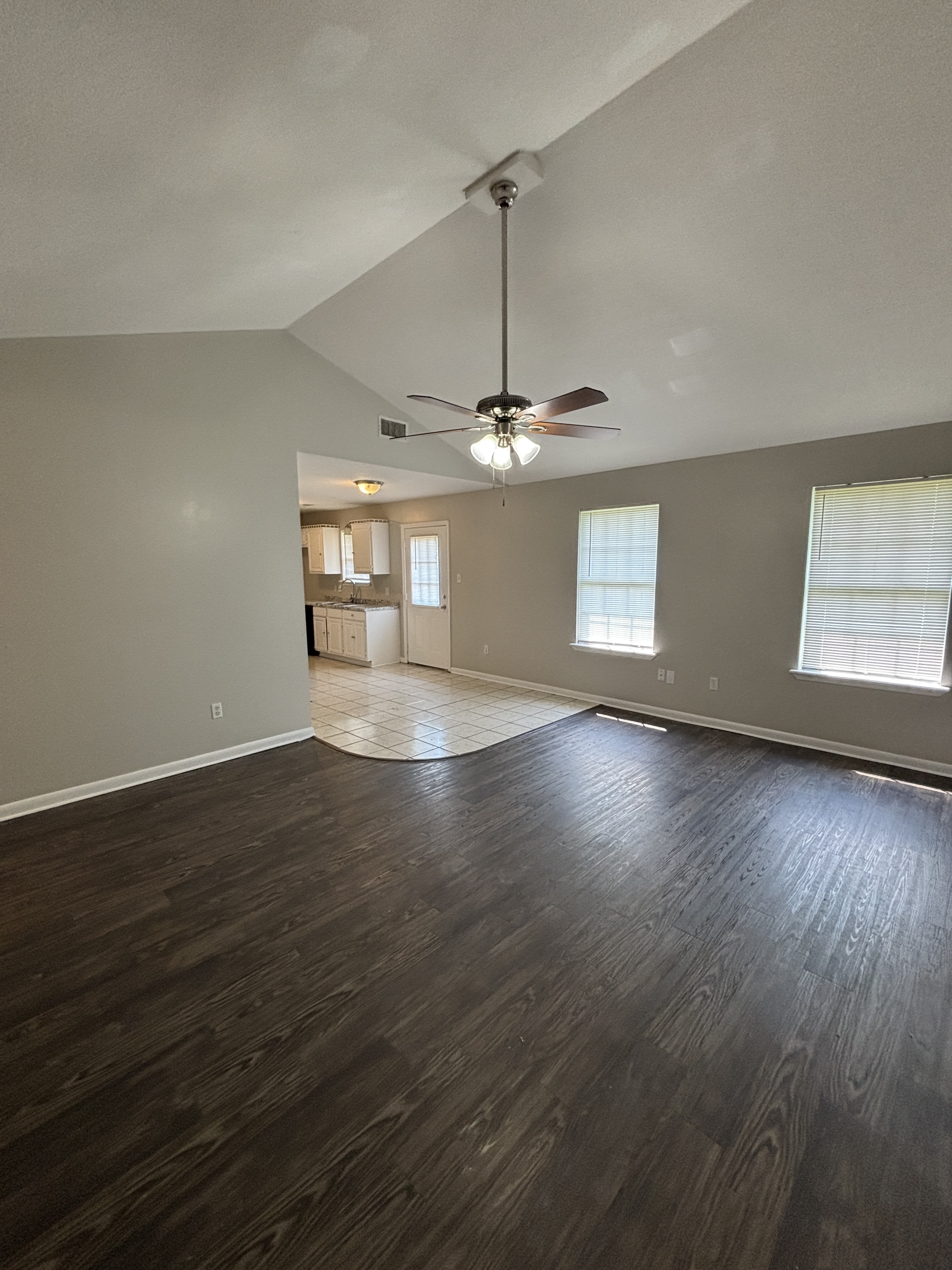 21 Willard St – photo 4