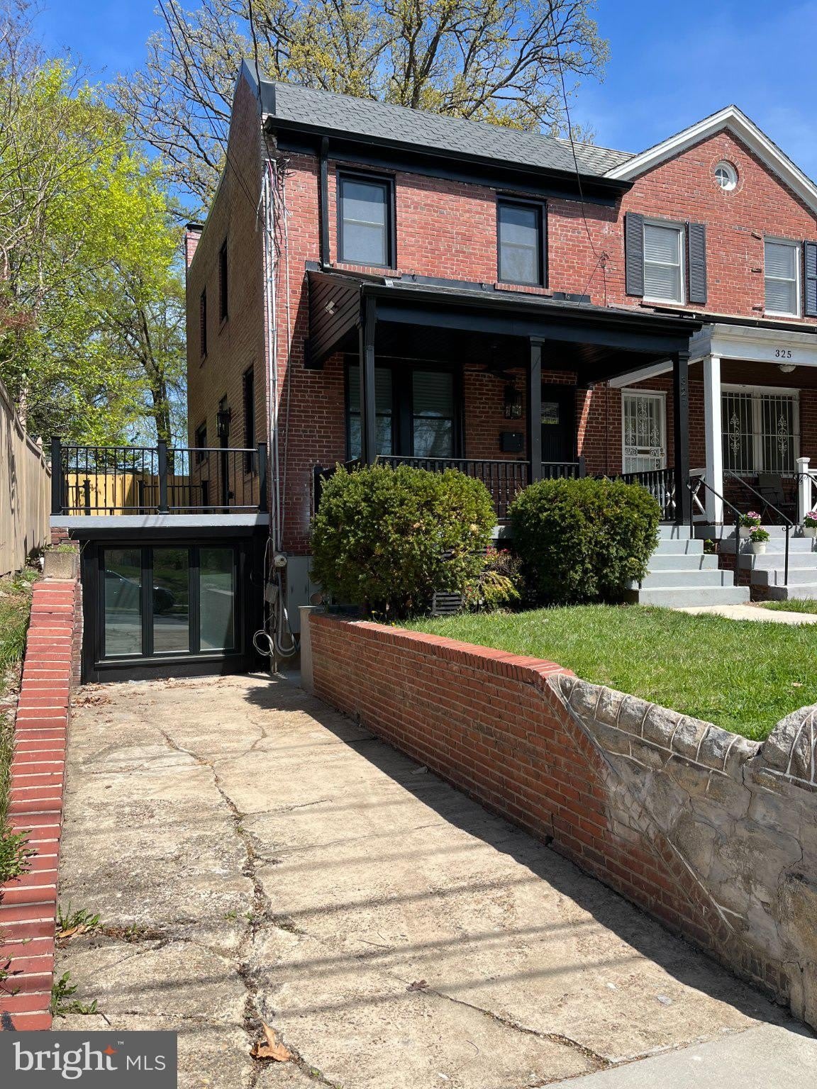 327 WHITTIER Street NW – photo 2