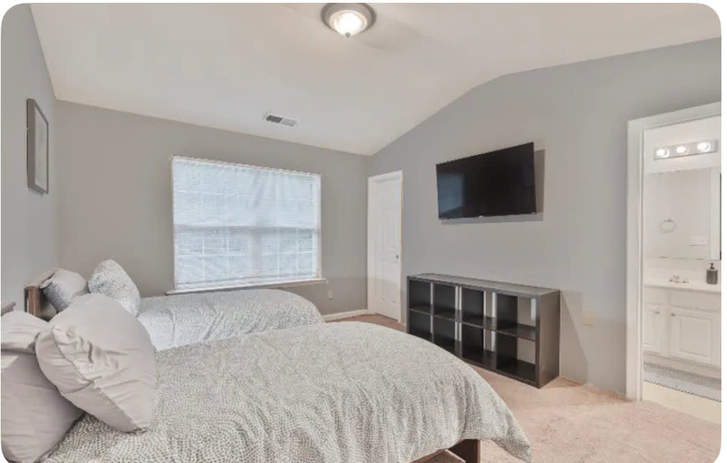 741 Crestwell Cir – photo 2