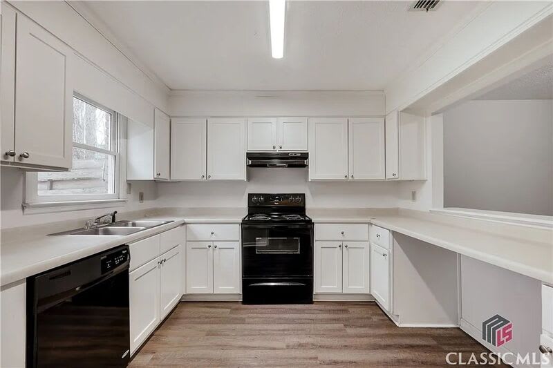 209 Highland Park Dr – photo 5