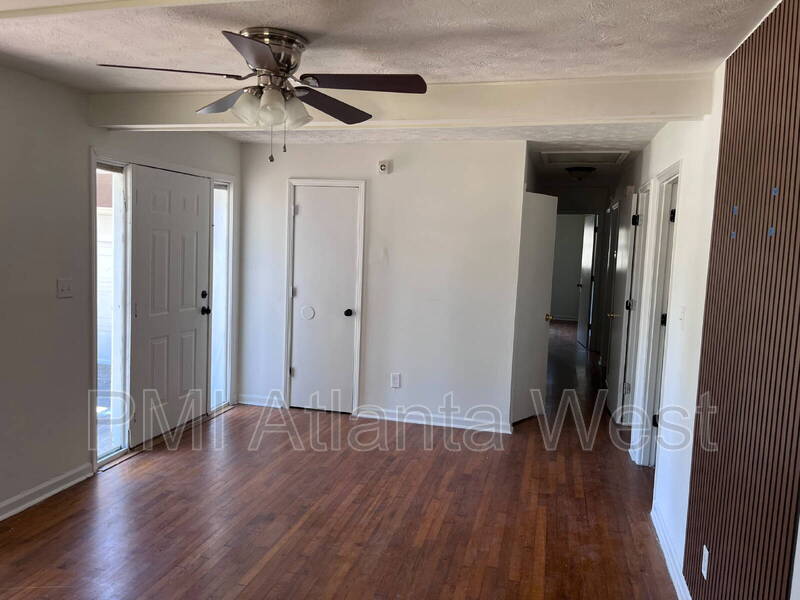 165 Hidden Brook Court – photo 1