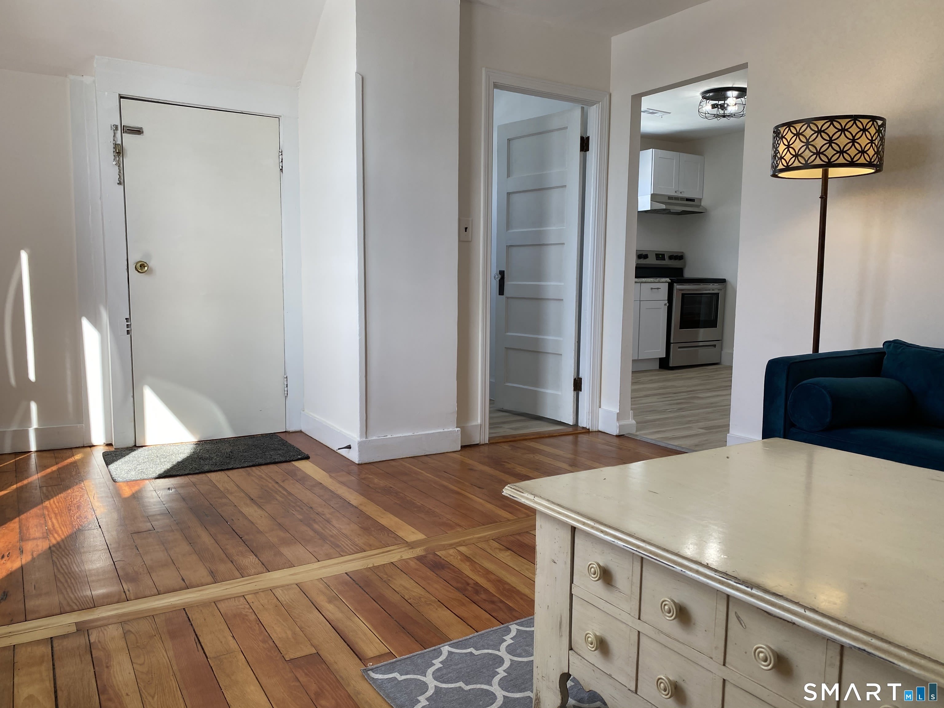 51 Indian Neck Avenue – photo 3