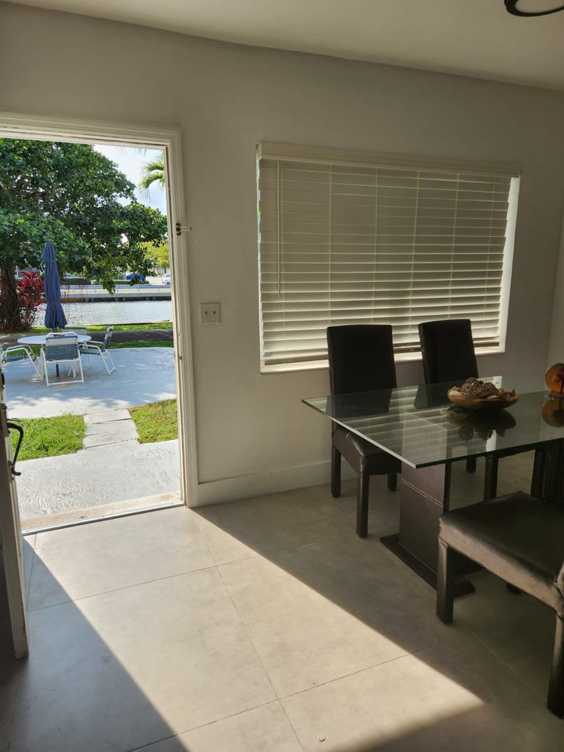 Stunning Apartment at 467 Golden Isles Drive – photo 2