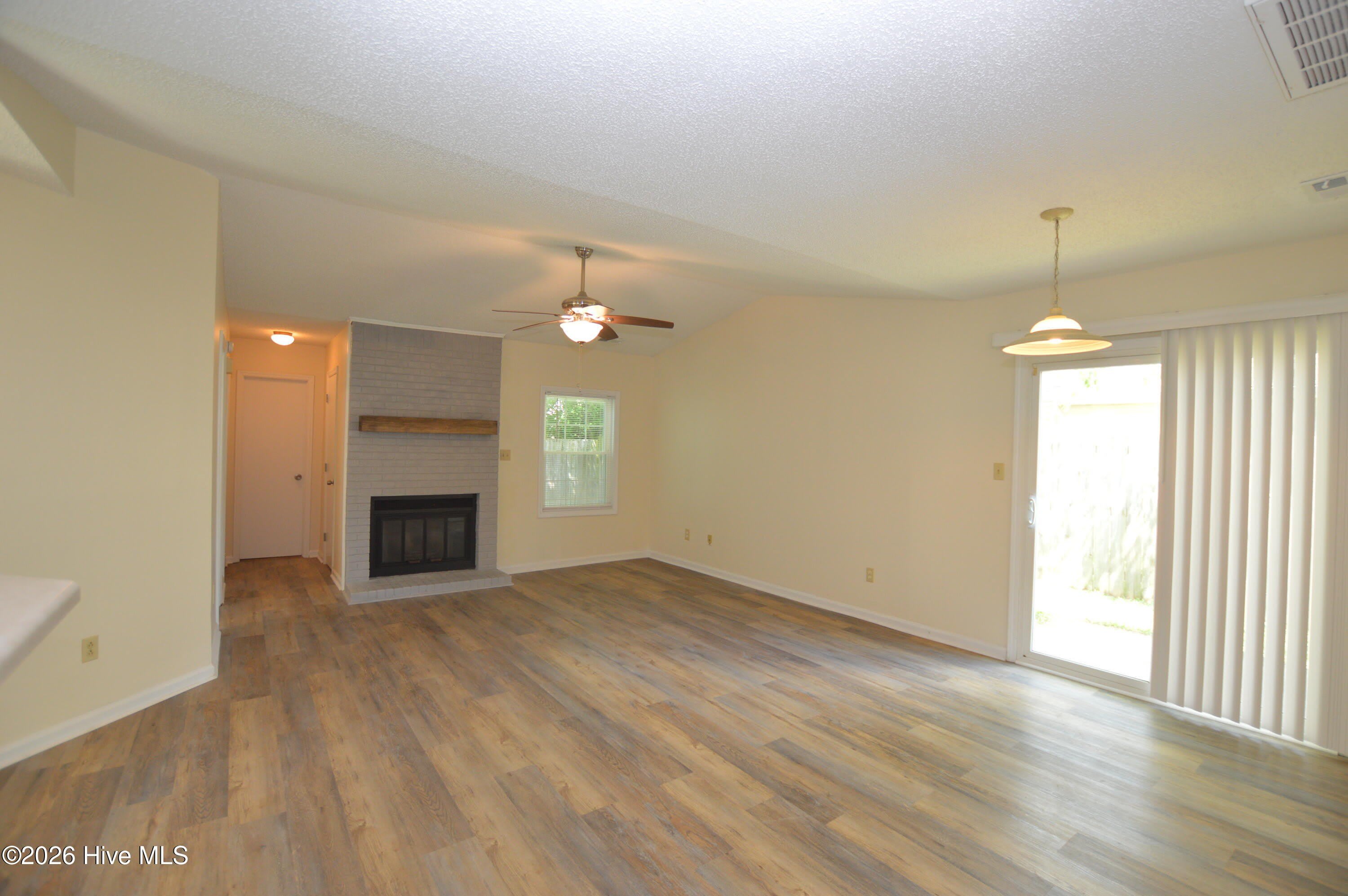3011 Foxhorn Road – photo 4