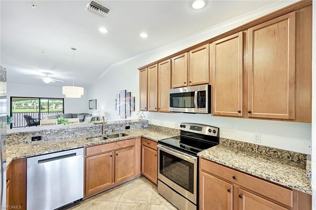 9509 Avellino Way – photo 5