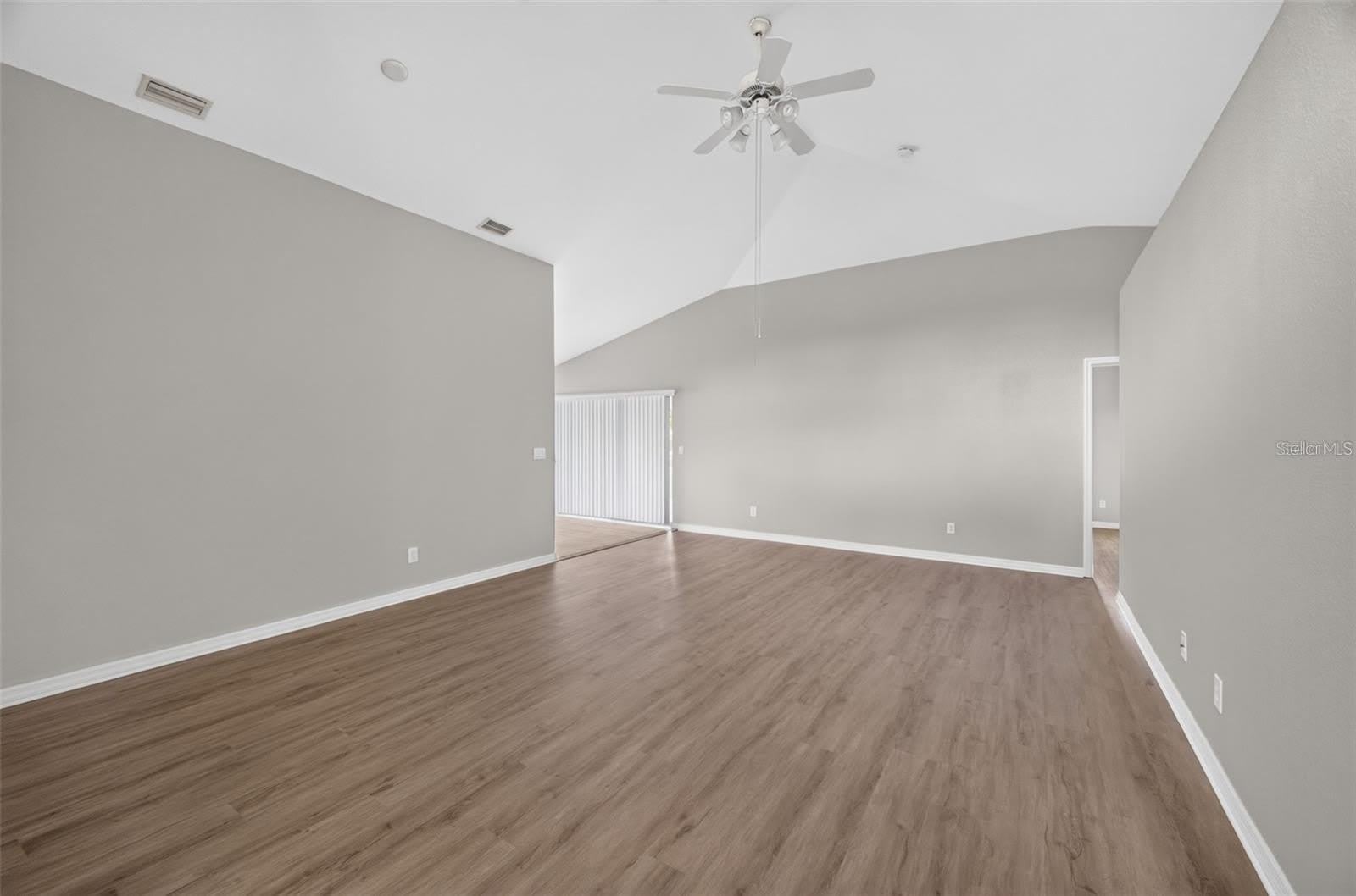 463 WINWOOD Court – photo 4