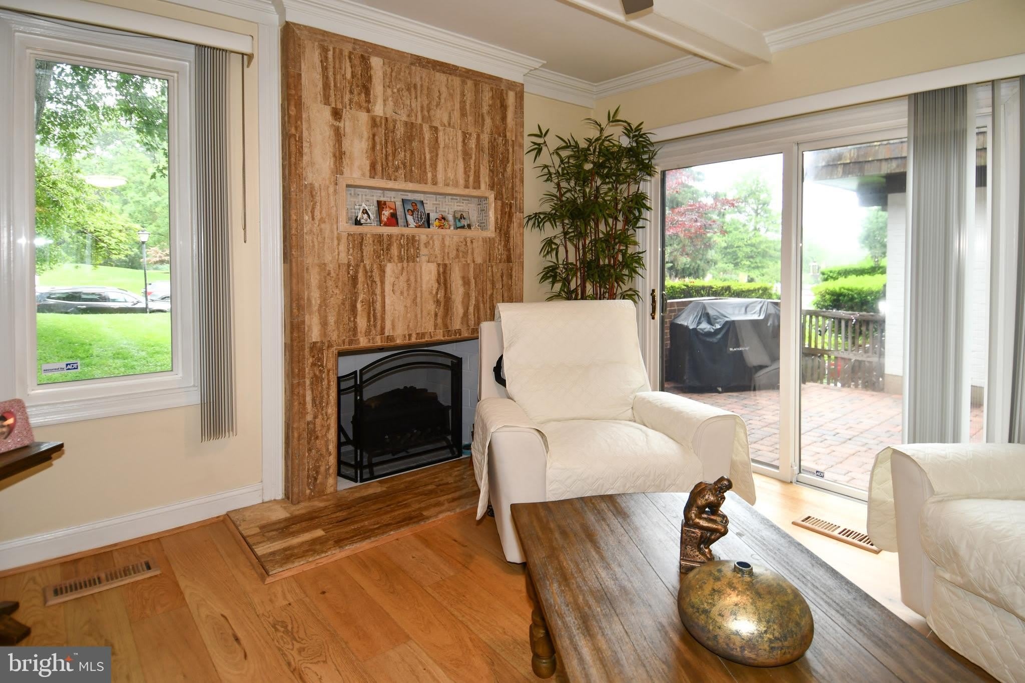 9401 HICKORY VIEW Place – photo 4
