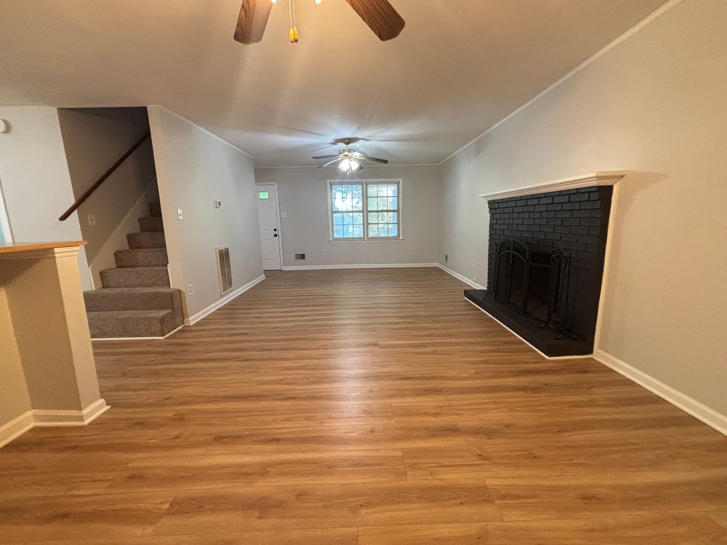 Updated & Move-In Ready in SE Columbia! – photo 4