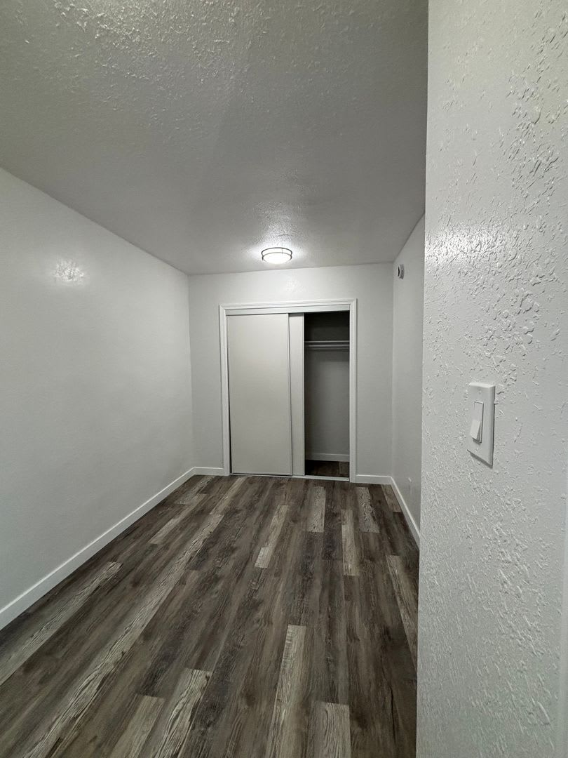 1745 Magnolia Ave. – photo 2