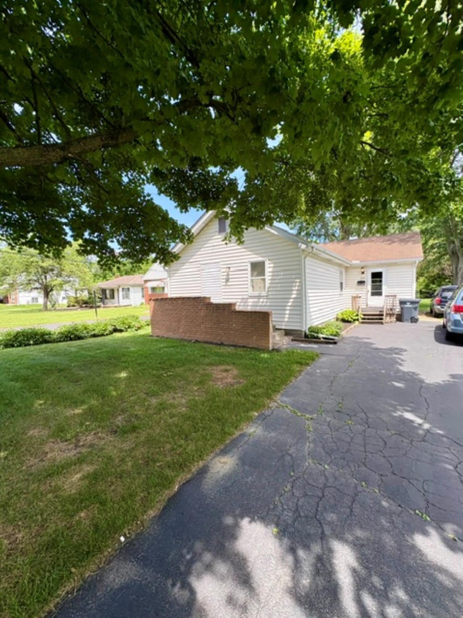 526 Collingwood Avenue – photo 2
