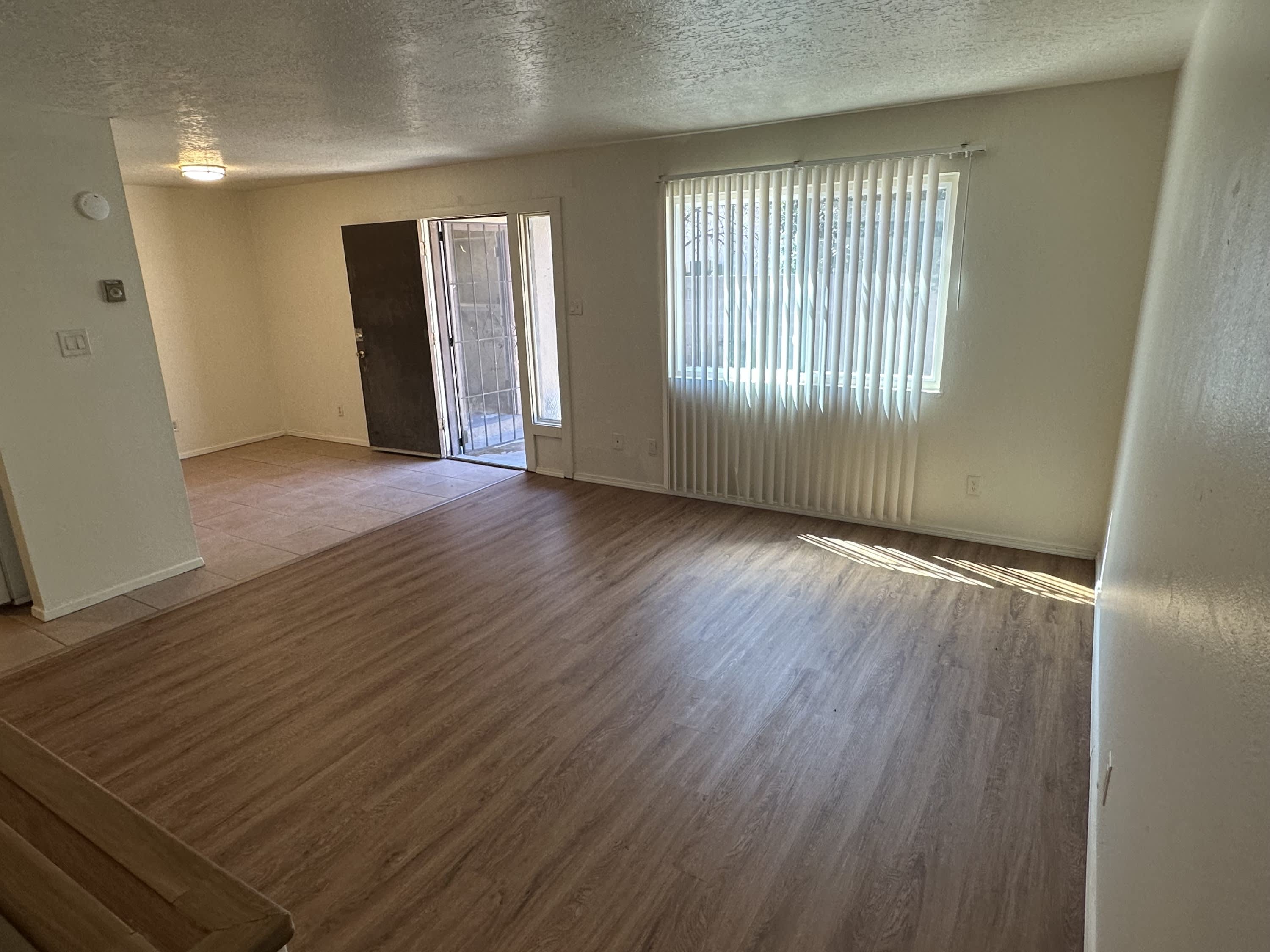 12008 Copper Avenue Northeast – photo 1