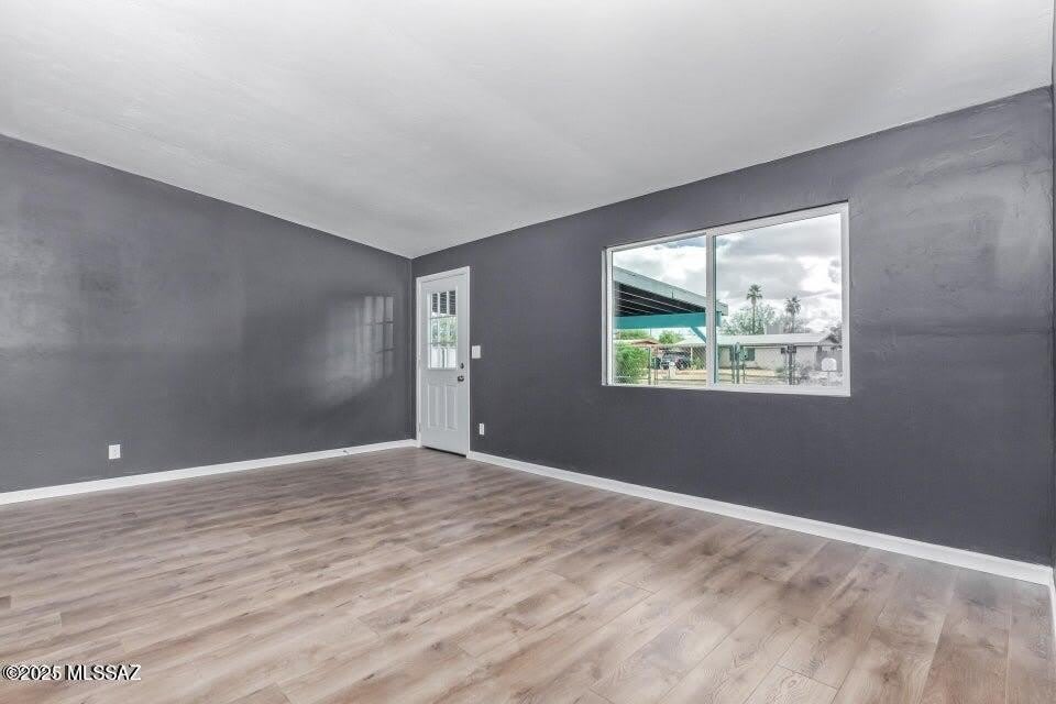 843 E Alturas Street – photo 3