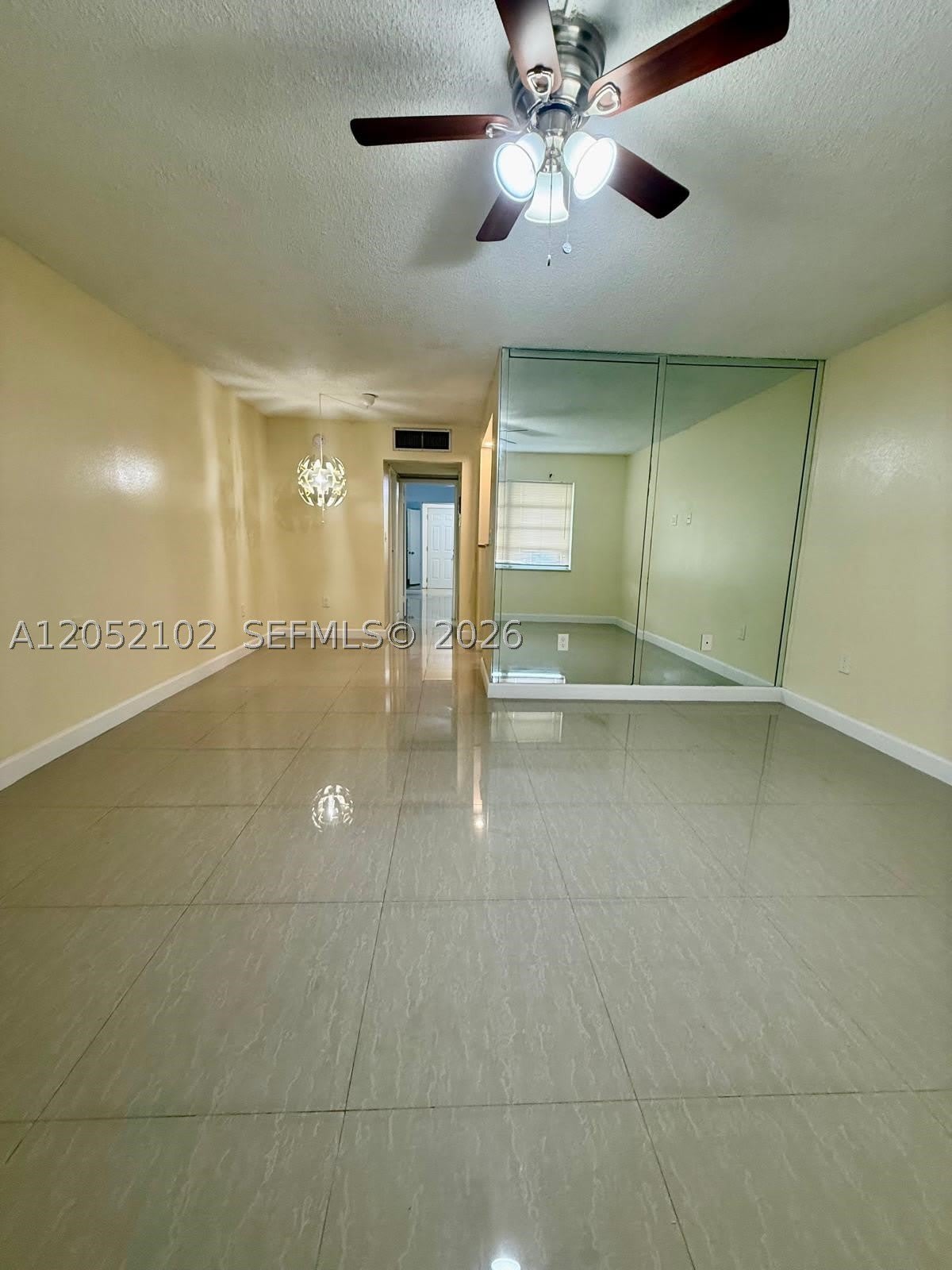 20210 NE 2nd Ave – photo 4