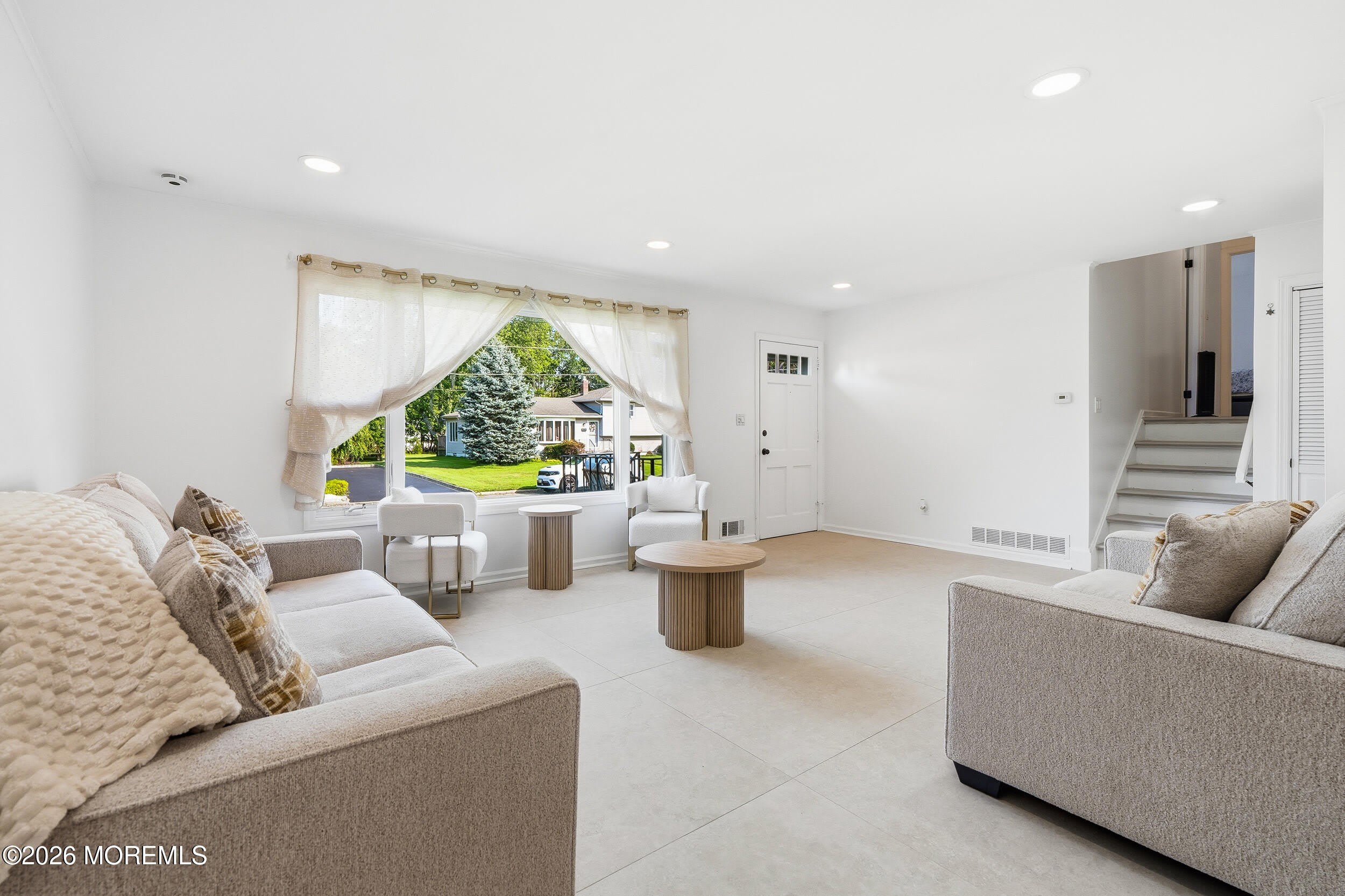 38 Hilltop Road – photo 3
