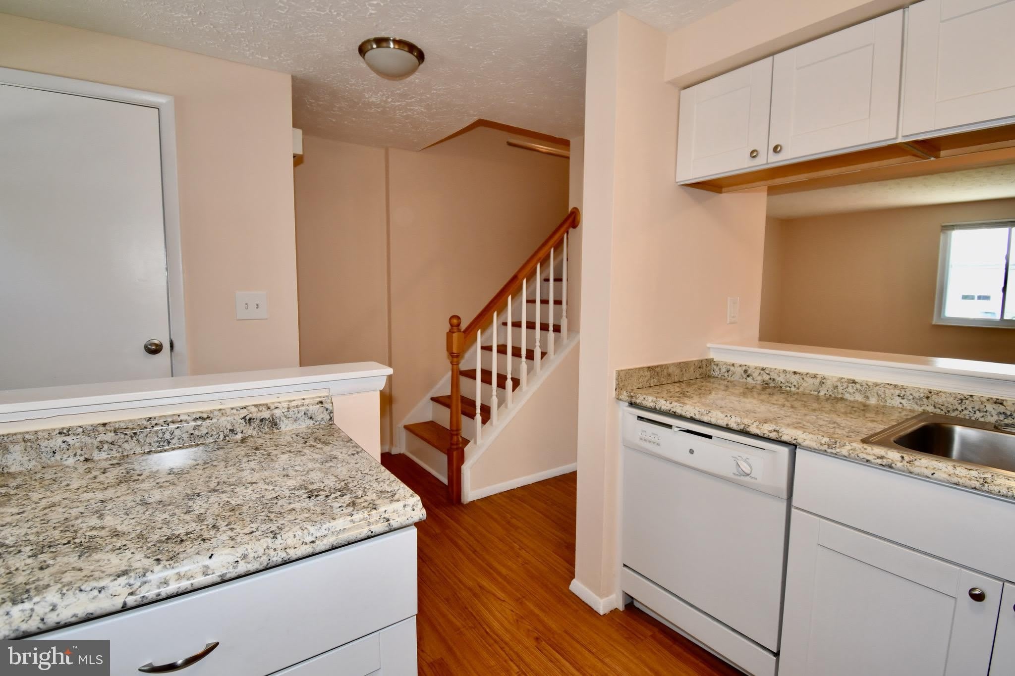222 CANFIELD Terrace – photo 3
