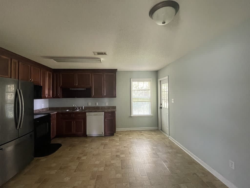 1424 San Bernardino Way – photo 2