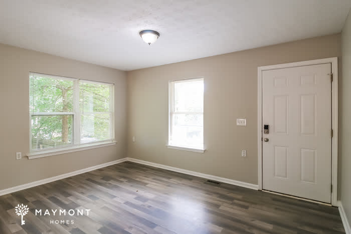 2087 Lakewood Trail Southeast – photo 4
