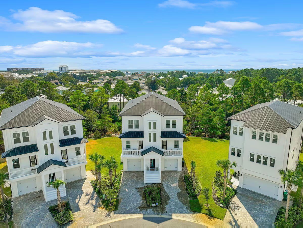 143 Seaboard Lane – photo 3
