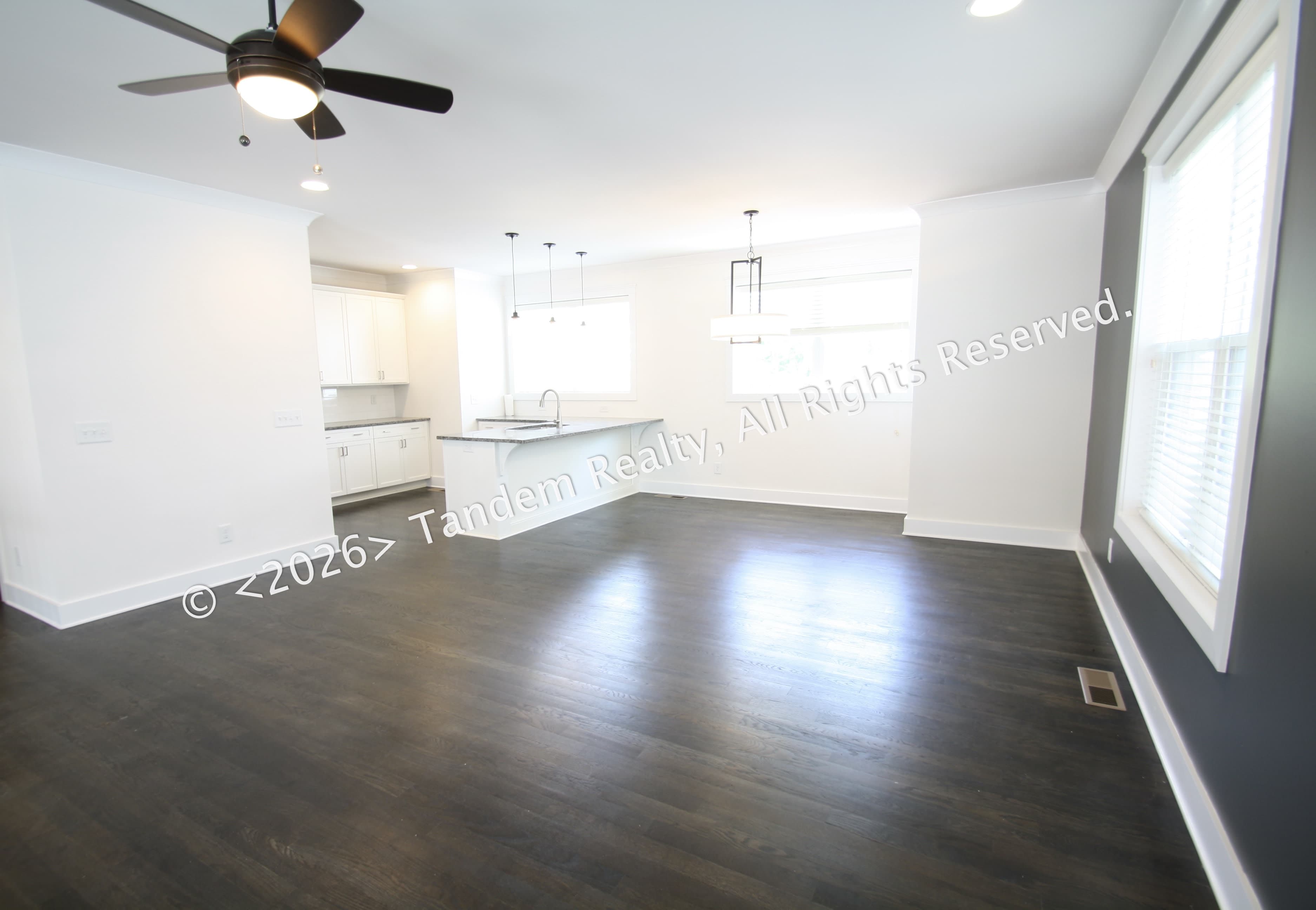 526 Wedgewood Ave – photo 5