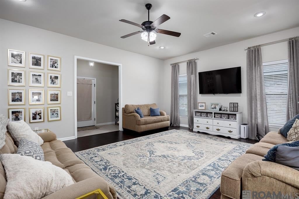 18326 Sunset Park Dr – photo 4