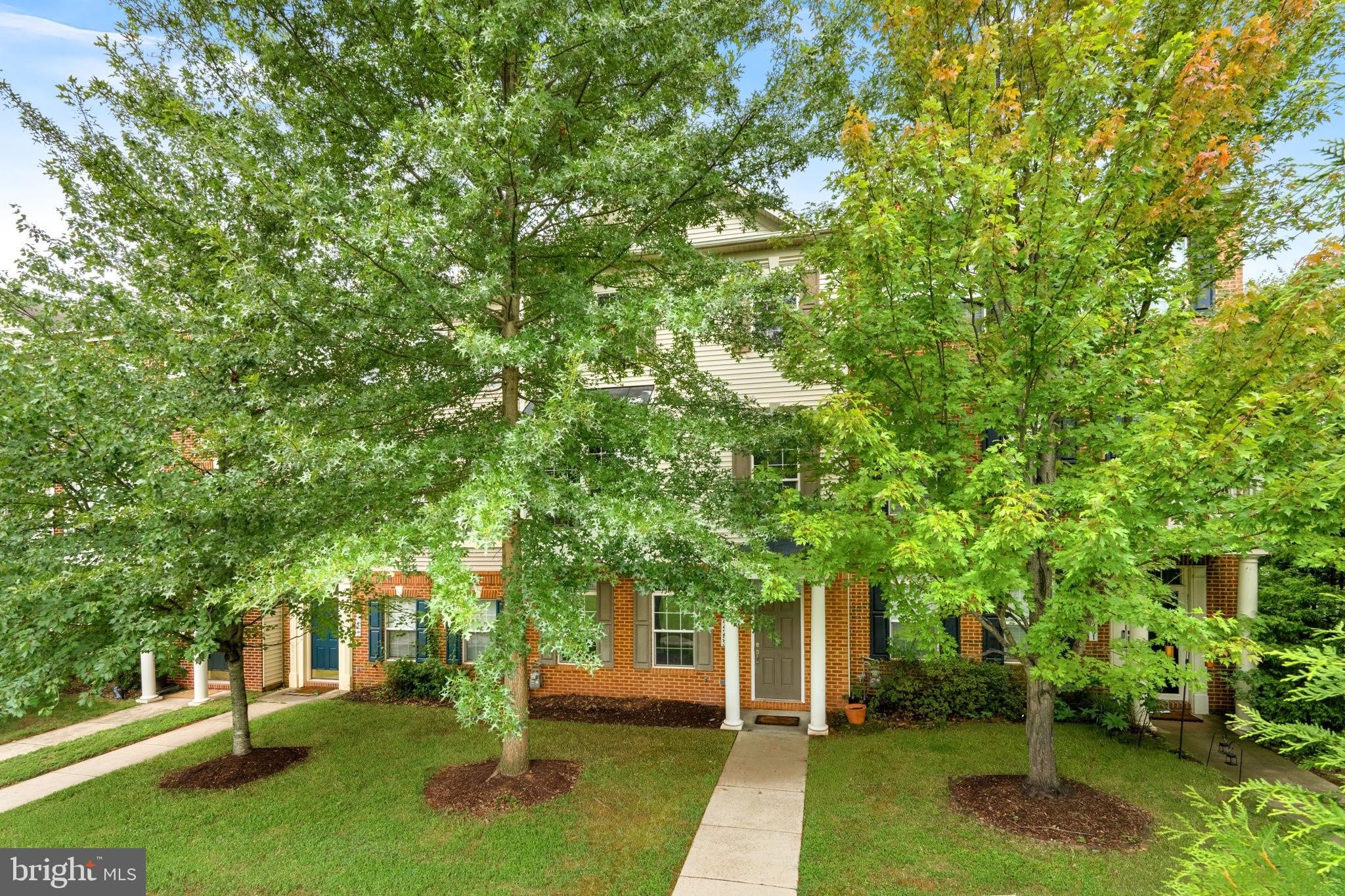 44253 HURON Terrace – photo 1