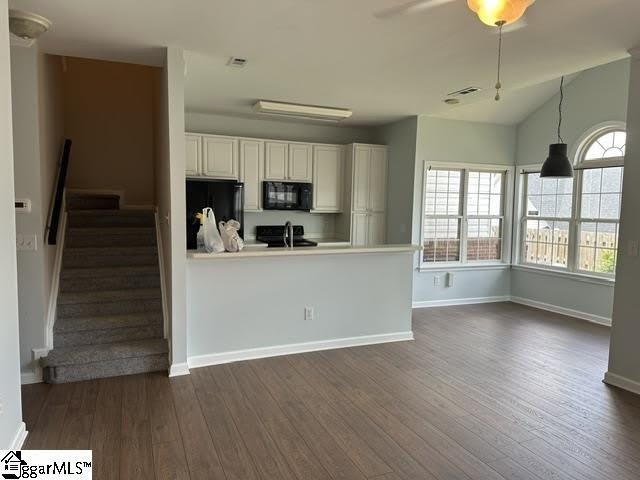 626 Glassyrock Court – photo 2