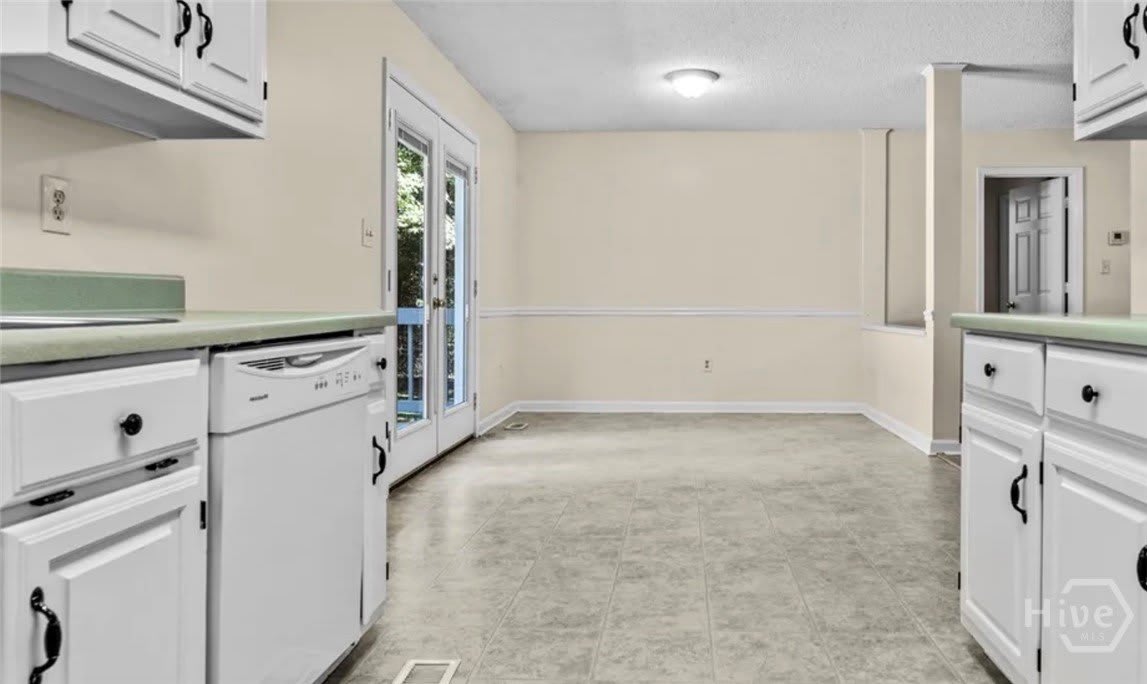 145 Hidden Timber Court – photo 3