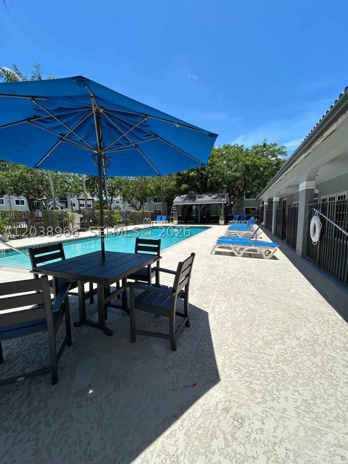 15460 SW 284th St – photo 2