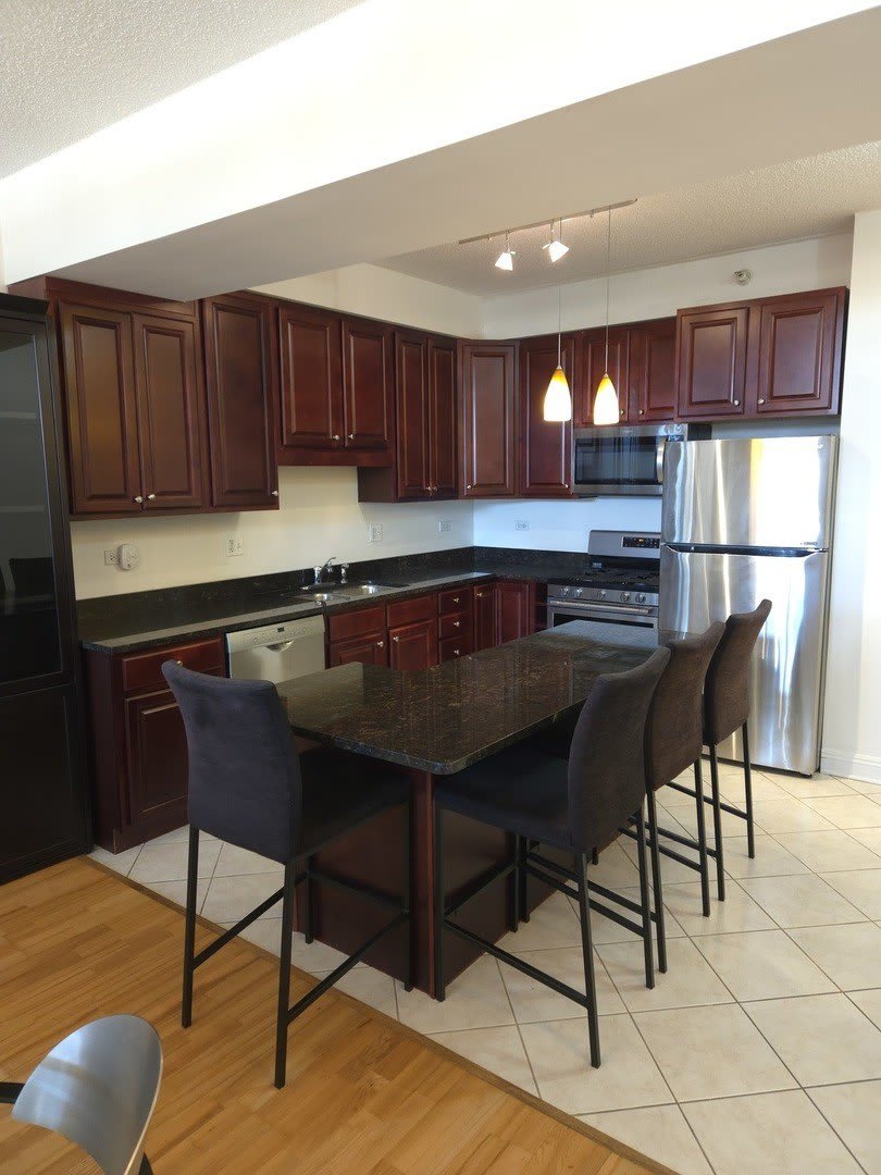 4330 N Neva Avenue – photo 5