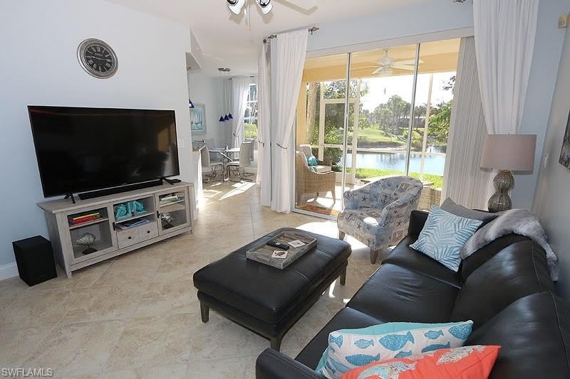 2110 Arielle Dr – photo 2