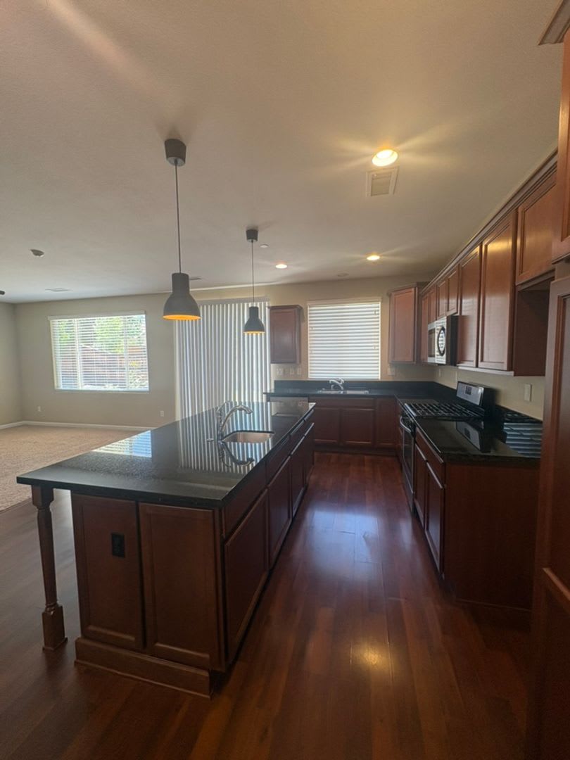 4 bedroom 3 bath stunner in Sparks – photo 4