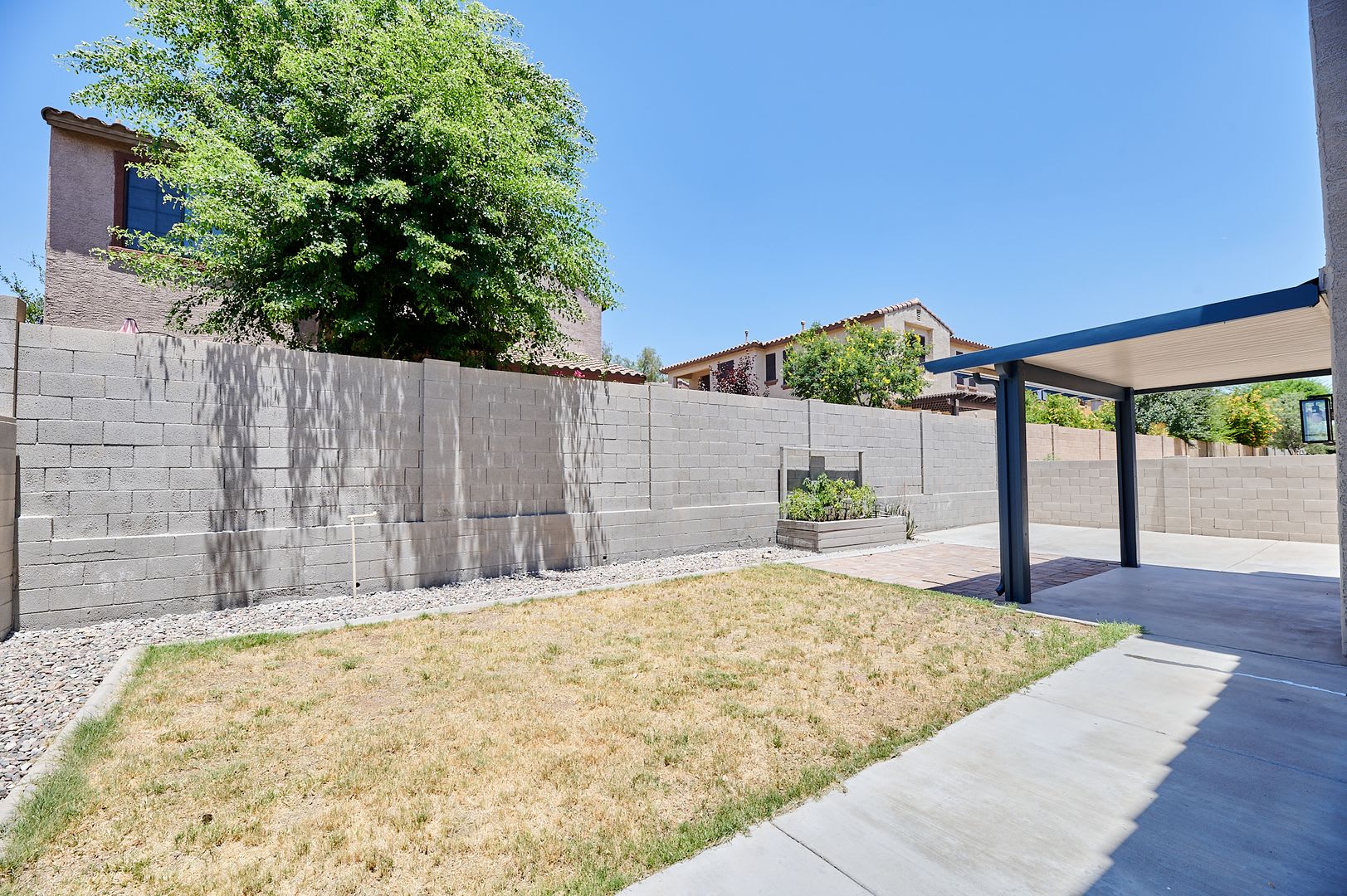 Excellent Home in Phoenix! – photo 2