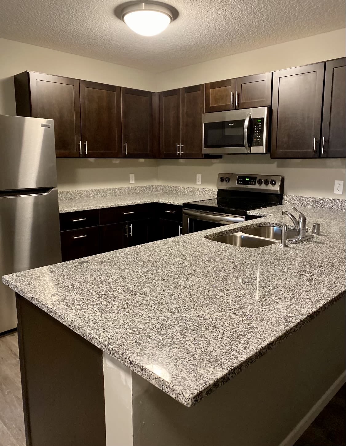 Watkins Apartments – photo 1
