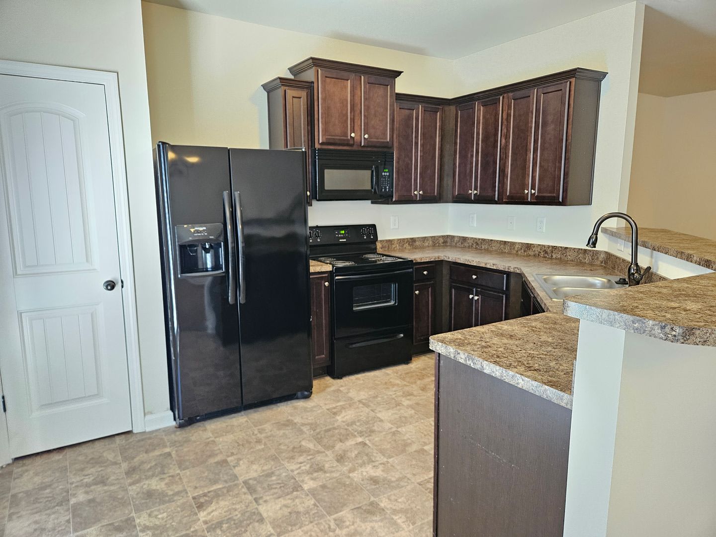Nice 3 bed 2.5 bath Townhouse located in Acworth – photo 5