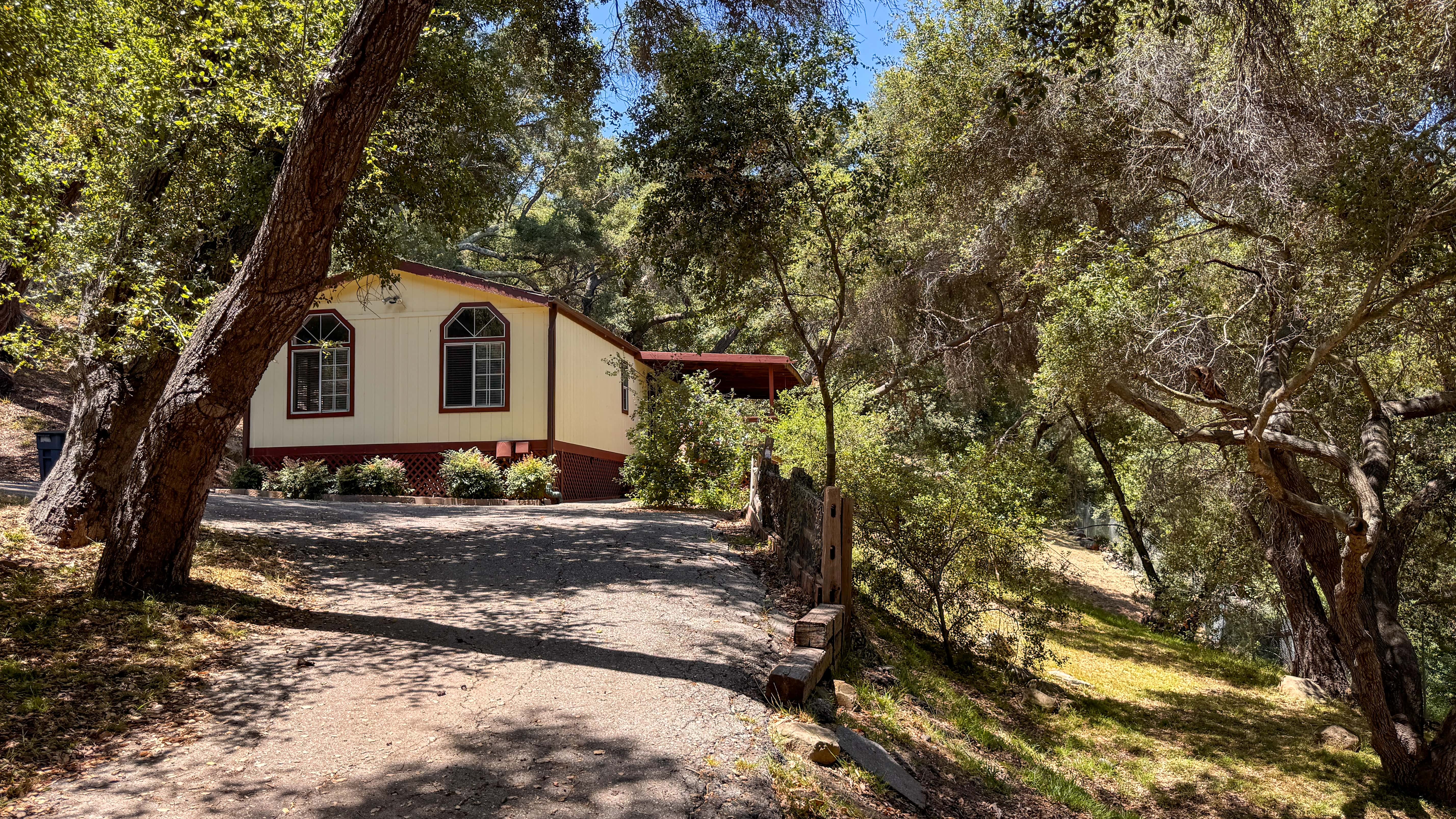 327 S Topanga Canyon Blvd – photo 4